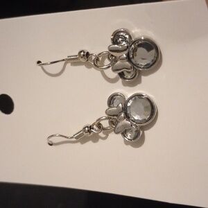 ♥️Individually $10 Or Bundle 3/$26 Minnie Mouse Inspired Disney Earrings 🩶